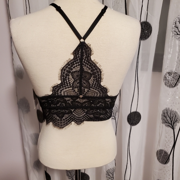 NWT Pink Victoria secret-Black Lace bralette in small - Picture 3 of 5